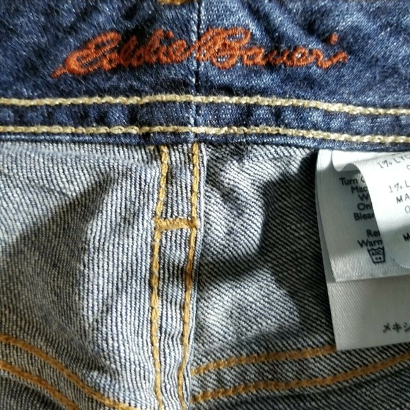 Eddie Bauer Women's Jean's Size 12R Shaped Bootcut Inseam 31 Denim Blue Jean's - Picture 3 of 8